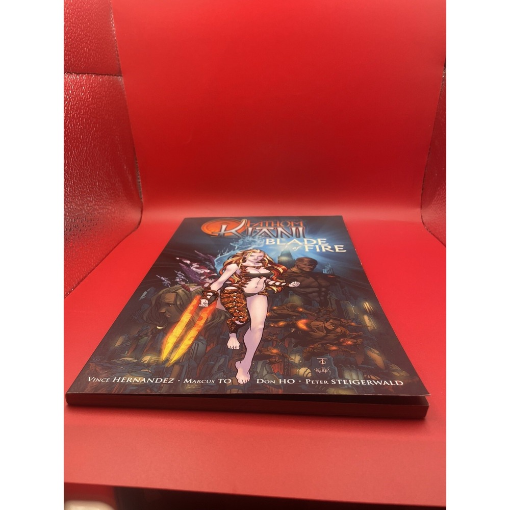 Fathom: Kiani Volume 1: Blade of Fire Vince Hernandez Trade‎ Paperback